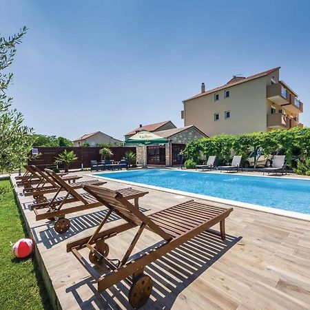 Apartments Mikulic Биоград-на-Мору Экстерьер фото