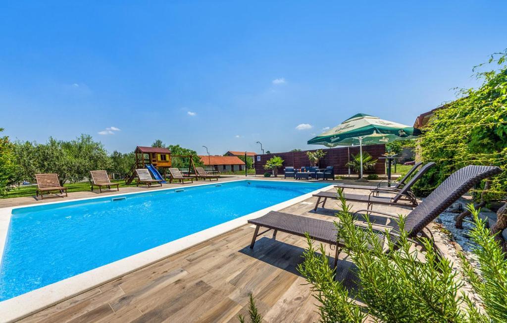 Apartments Mikulic Биоград-на-Мору Экстерьер фото