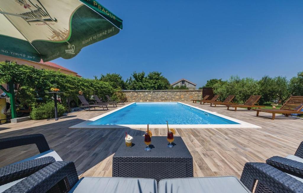 Apartments Mikulic Биоград-на-Мору Экстерьер фото