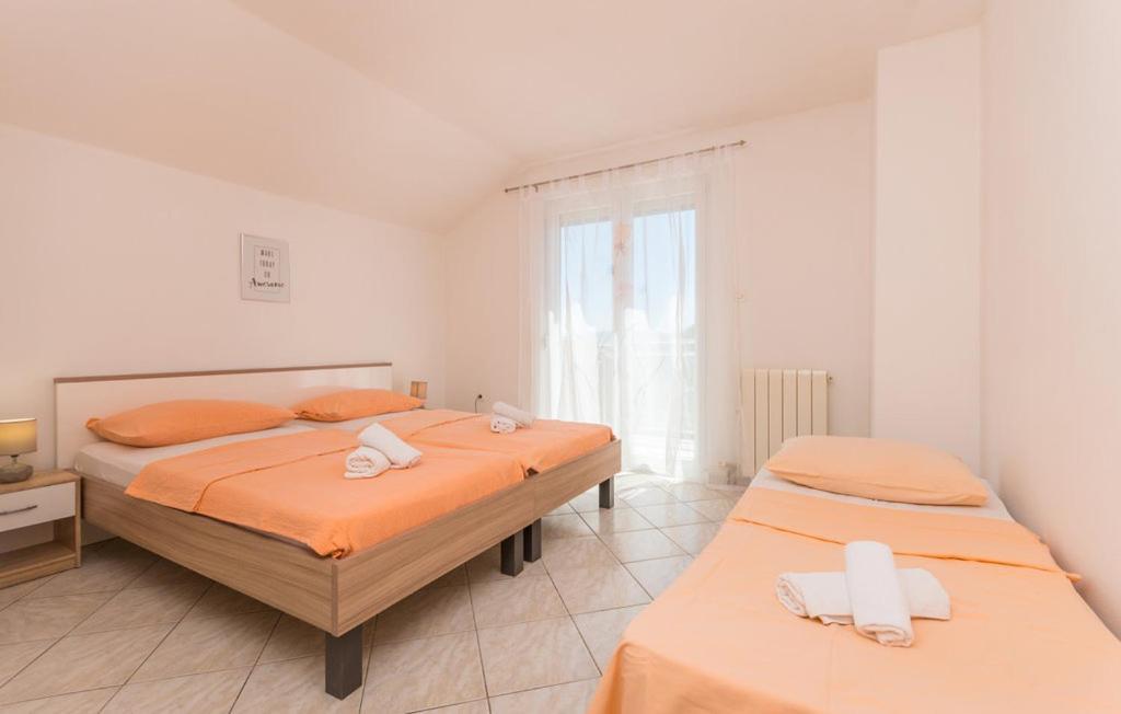 Apartments Mikulic Биоград-на-Мору Экстерьер фото