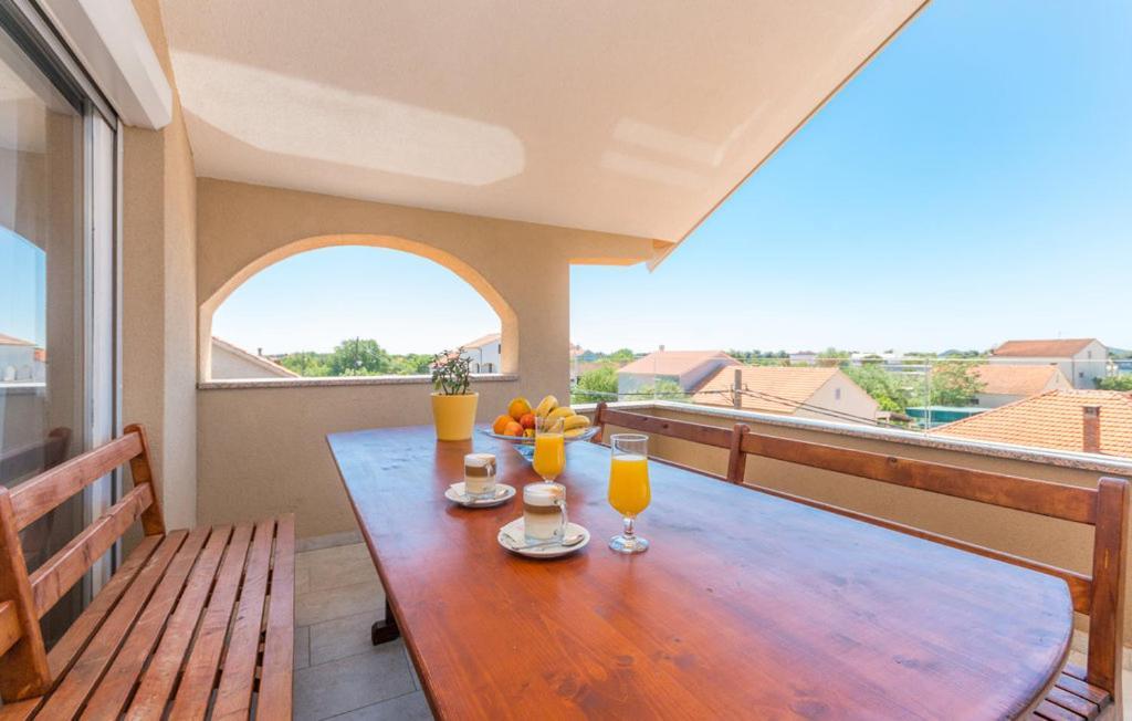 Apartments Mikulic Биоград-на-Мору Экстерьер фото